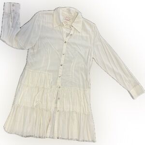 Button front creamy cotton sateen ruffled edge tunic